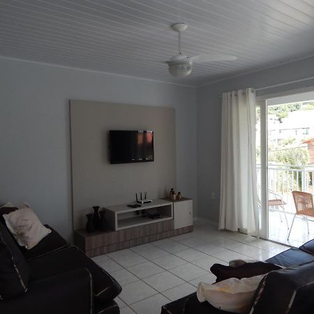 Casa Ampla No Centro, Piso Terreo Ou Superior Villa Bombinhas Eksteriør billede
